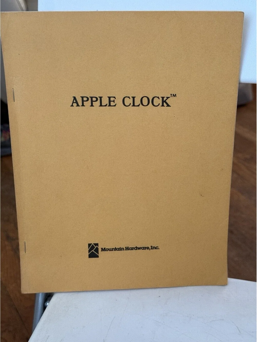 Mountain Hardware Apple Clock Manual